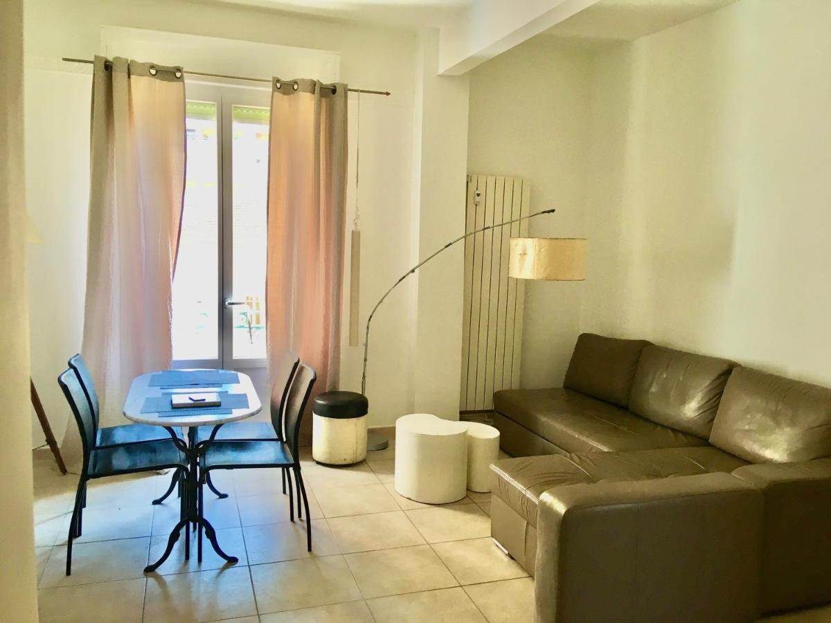Apartament Pres De La Plage Ensoleille Juan-les-Pins Zewnętrze zdjęcie